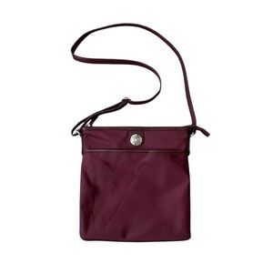 Tommy Hilfiger burgundy maroon crossbody bag purse classic minimalist travel